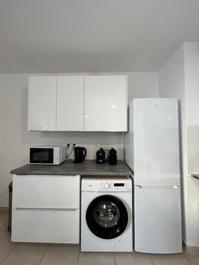Appartement Avec Terrasse Et Box Entre Plages Et Nature Marseille Exteriör bild