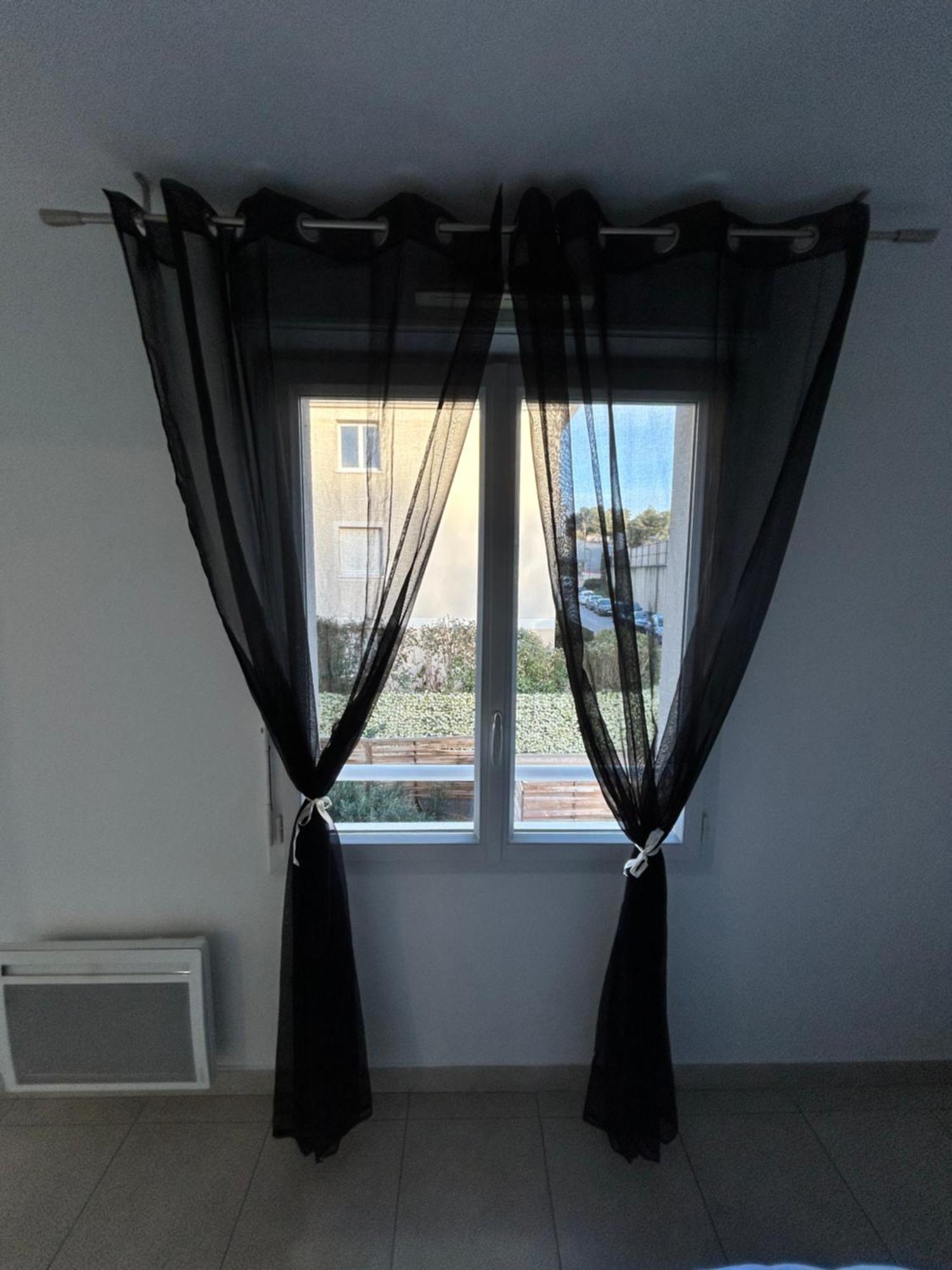 Appartement Avec Terrasse Et Box Entre Plages Et Nature Marseille Exteriör bild